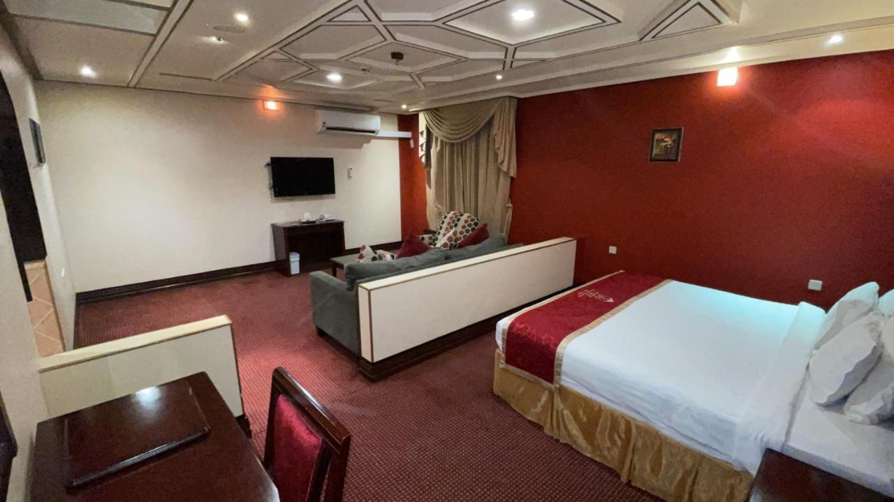 Al Mansour Grand Hotel Hafar Al-Batin Exterior photo